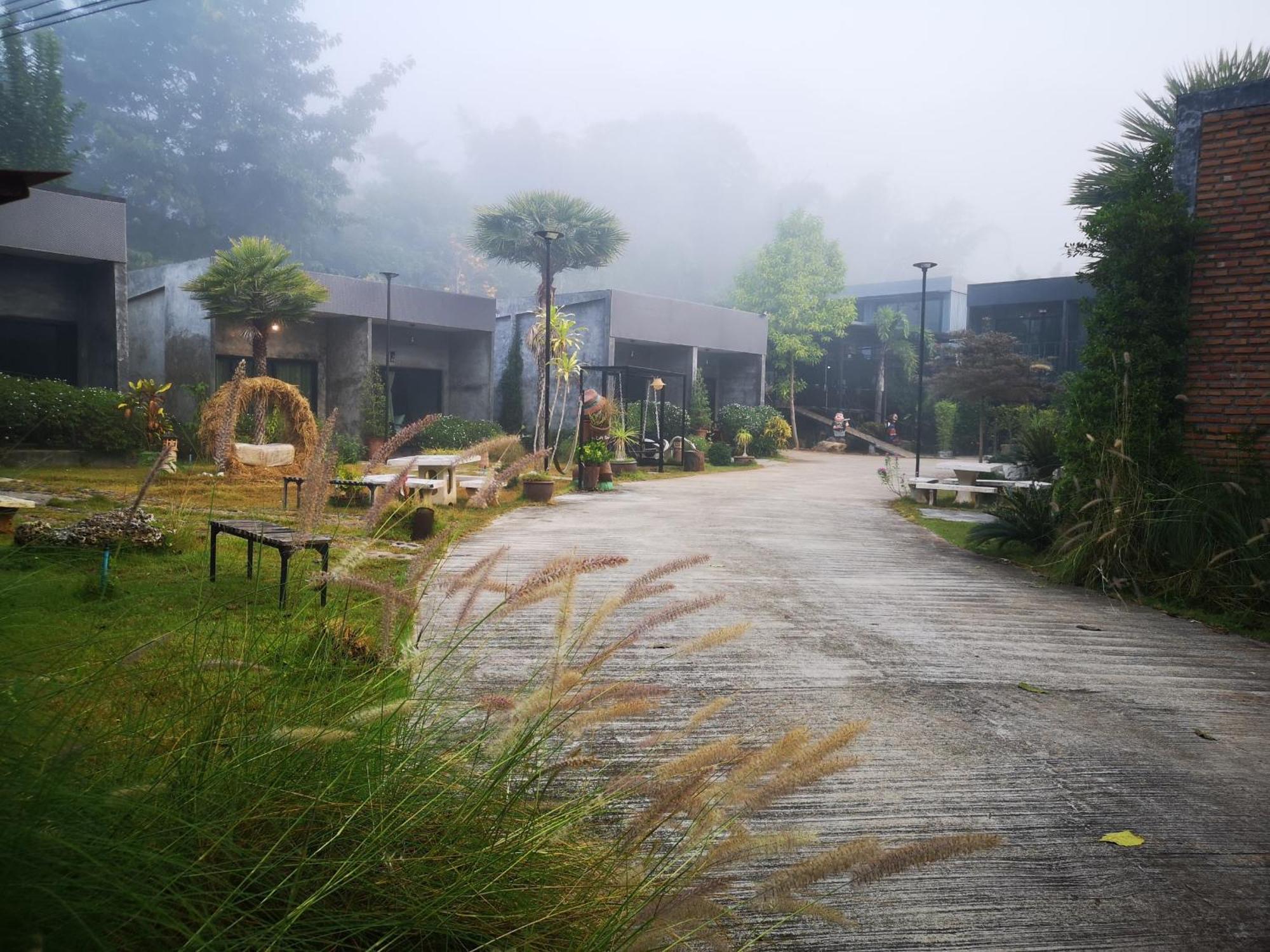 Keeree Loft Resort Thong Pha Phum Exterior foto
